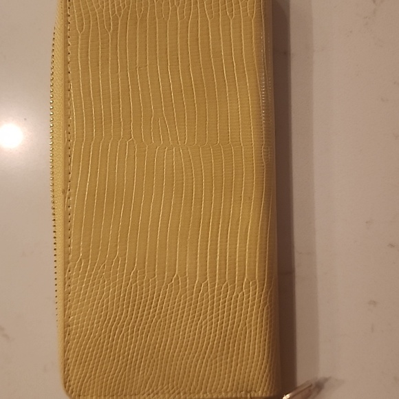 Yellow Leather Wallet - Picture 4 of 8